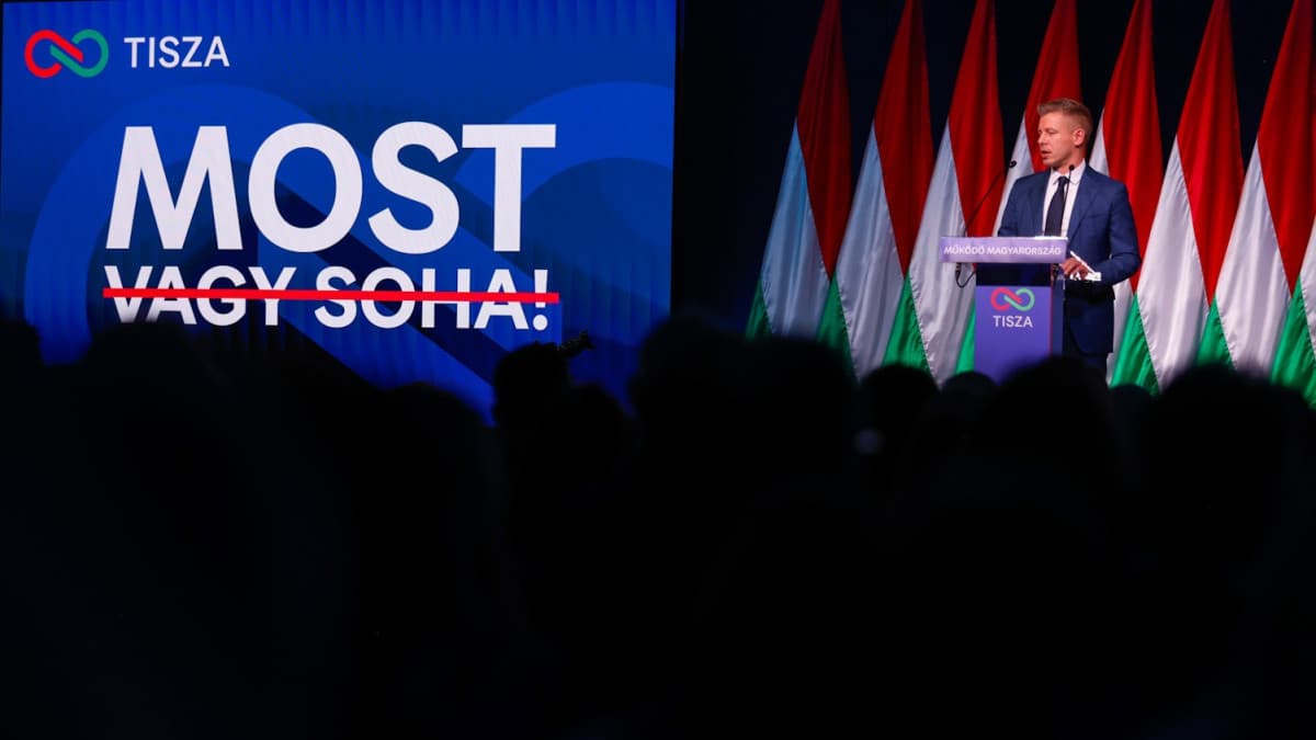 Magyar Péter: Hangfelvétel igazolja, hogy a Fidesz két debreceni jelöltje választási csalást szervez