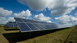 Történelmi hónap volt április: a szél- és napenergia legyőzte a gázt