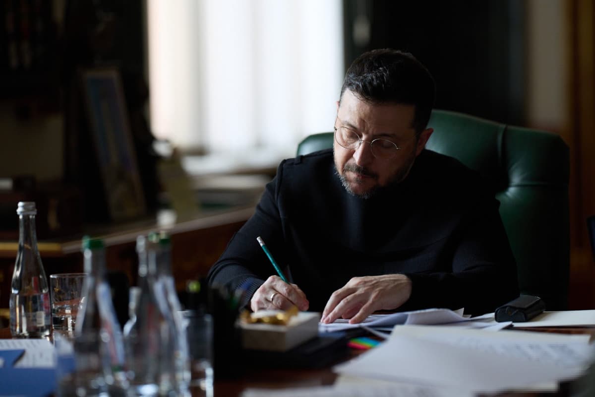 Gratulált Zelenszkij Magyar Péternek: Készen állunk a közös munkára