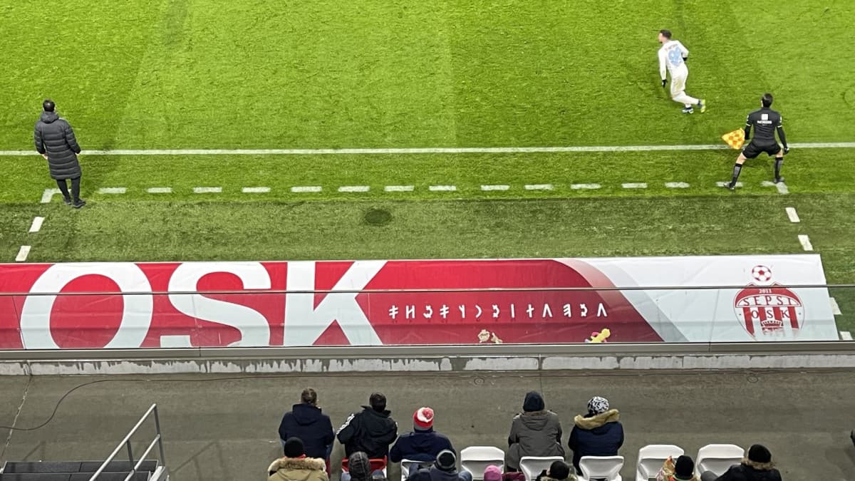 Magyarország három év alatt 50 millió euróval támogatott két romániai fociklubot